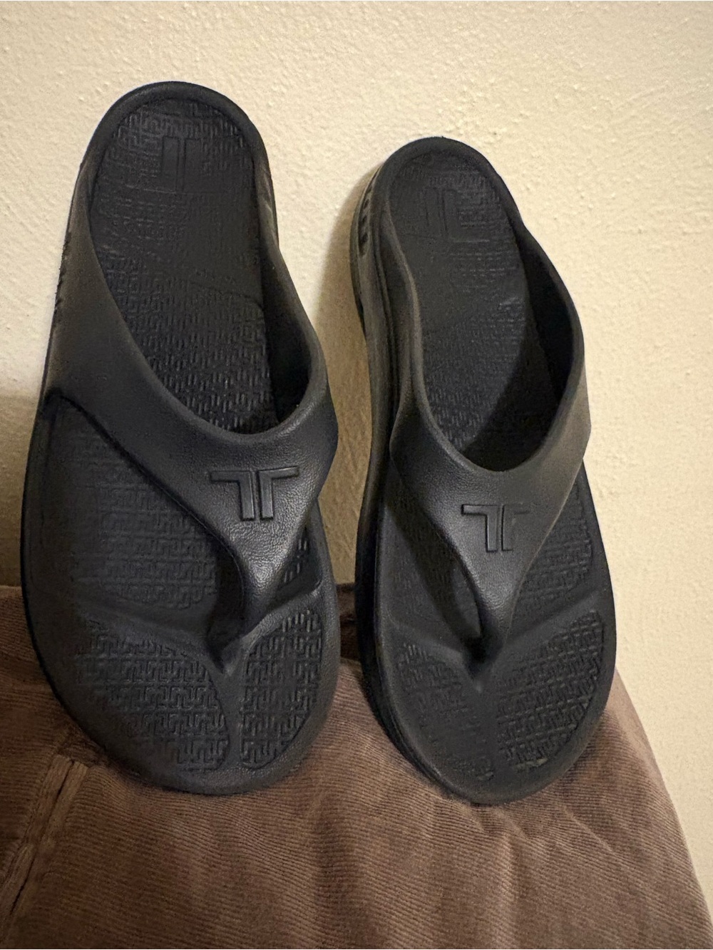 TELIC Flip Flop Sandal Waterproof
Comfort Black - Size S
